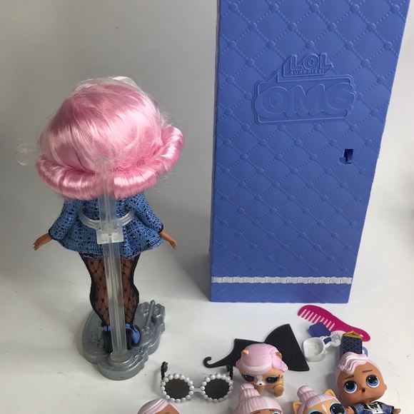 LOL Surprise OMG Doll UPTOWN GIRL Lol Surprise FAMILY With Accessories & Case - Picture 4 of 10